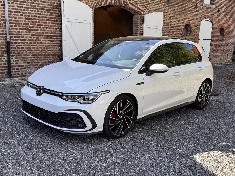 Volkswagen Golf GTD, vue avant, vitres teintées par DarkTeinte